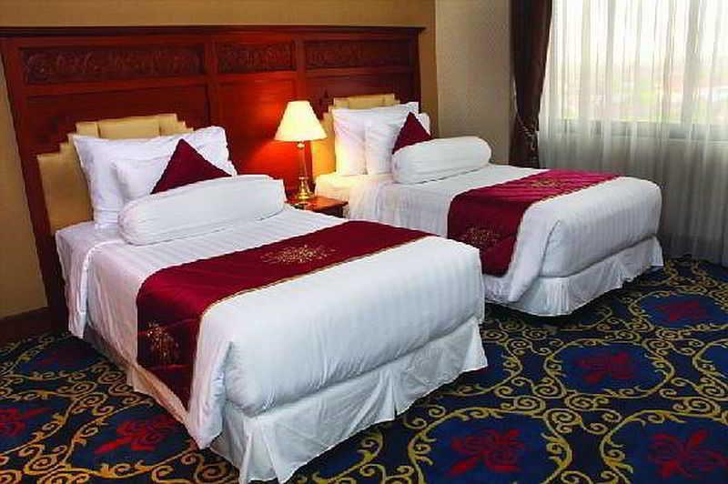 The Sunan Hotel Solo Buitenkant foto
